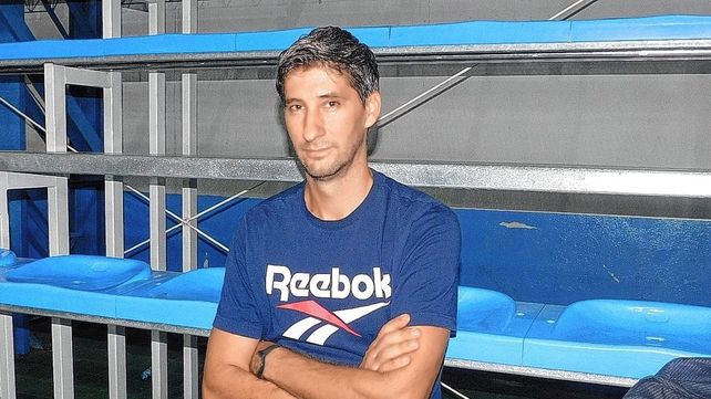 Diego Merli fue designado como nuevo DT de Villa Dora en reemplazo de Paco Baldo.