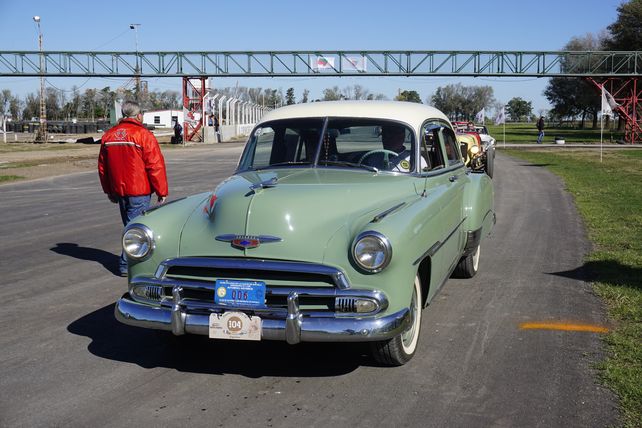 Una ley habilita ahora el trámite de patentes para autos clásicos y antiguos