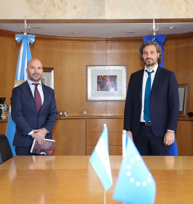 Vacunas: la Unión Europea levantó las restricciones para los viajes desde Argentina