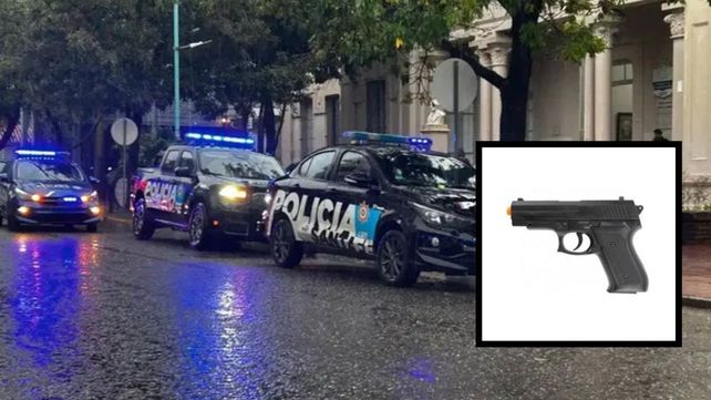 Conmoción en Rafaela: la Policía secuestró una réplica de arma de fuego en la mochila de un alumno de la escuela Alberdi