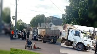 Peligro vial en Bº Los Hornos: otro grave accidente en la esquina de la muerte reavivó el pedido de reductores de velocidad
