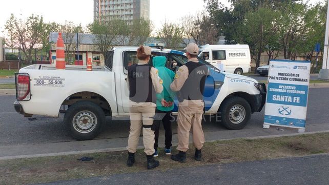 Alto Verde: apuñaló a su vecino, escapó, pero cayó con la cuchilla en la cintura