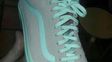 Se volvió viral el interrogante sobre si el color de las zapatillas es rosa o gris