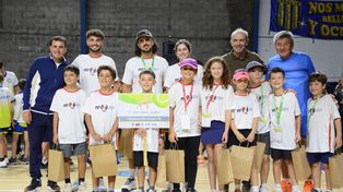 Equipos Sub 10 de la Federación Santafesina de Tenis (FST) que participaron en el Nacional Sub 10 de Venado Tuerto.&nbsp;