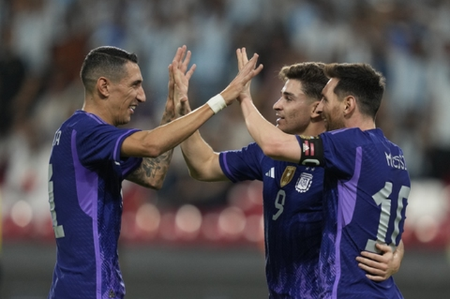 Argentina goleó 5 a 0 a Emiratos Árabes, Messi jugó los 90 y ningún jugador terminó lesionado