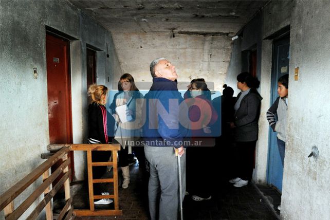 Por un incendio en el monoblock 7 en Barrio Acería evacuaron a 25 personas