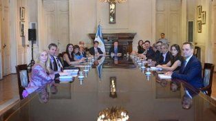 Los funcionarios no cobrarán el aumento de los estatales