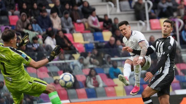 Independiente levantó cabeza con un gran triunfo ante Central Córdoba