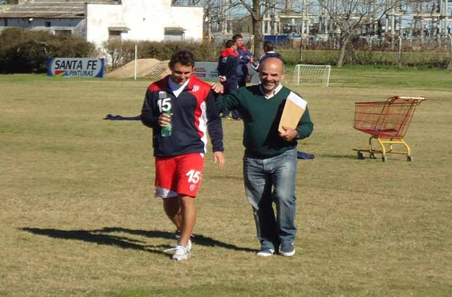 El regreso. En la imagen se observa el trayecto que recorrió el volante y el vice primero Piazza antes de hablar con Ovación.