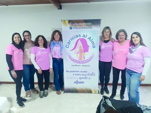 Colaboradoras. Cada sábado el grupo se reúne para trabajar en esta iniciativa con fines solidarios.