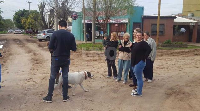 Vecinos de Transporte y Belgrano reclaman por la calle Risso