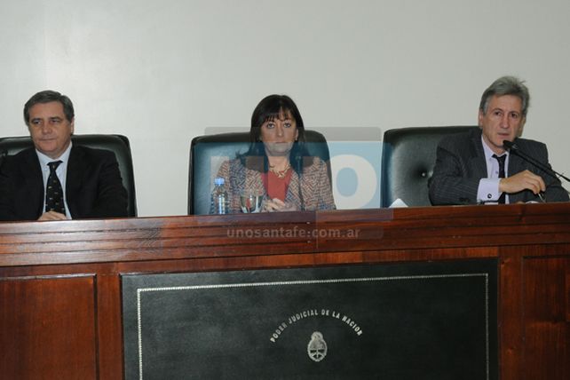 El Tribunal Oral de Santa Fe comenzó con el juicio a Luis Gil