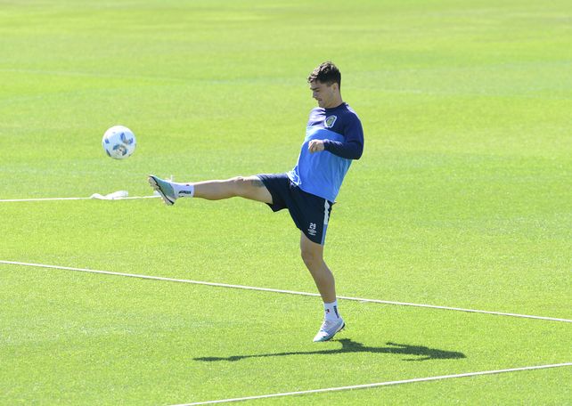 Luca Martínez Dupuy es el goleador del equipo. Viene de convertir contra Gimnasia.