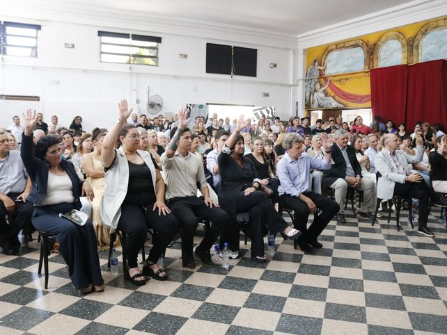 El Concejo Municipal de Villa Gobernador Gálvez eligió por unanimidad a su nuevo presidente