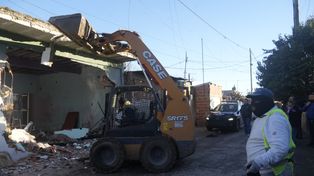 Derriban tres búnkeres en barrio Banana: huellas de narcomenudeo donde mataron al policía federal