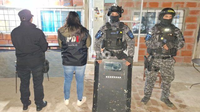 La detuvieron por robo pero descubrieron que también vendía droga La detuvieron por robo pero descubrieron que también vendía droga
