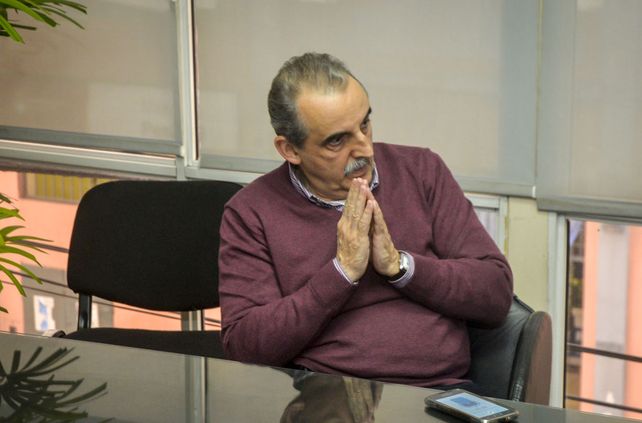 Guillermo Moreno en la redacción de Diario UNO de Entre Ríos. Foto UNO Mateo Oviedo.&nbsp;
