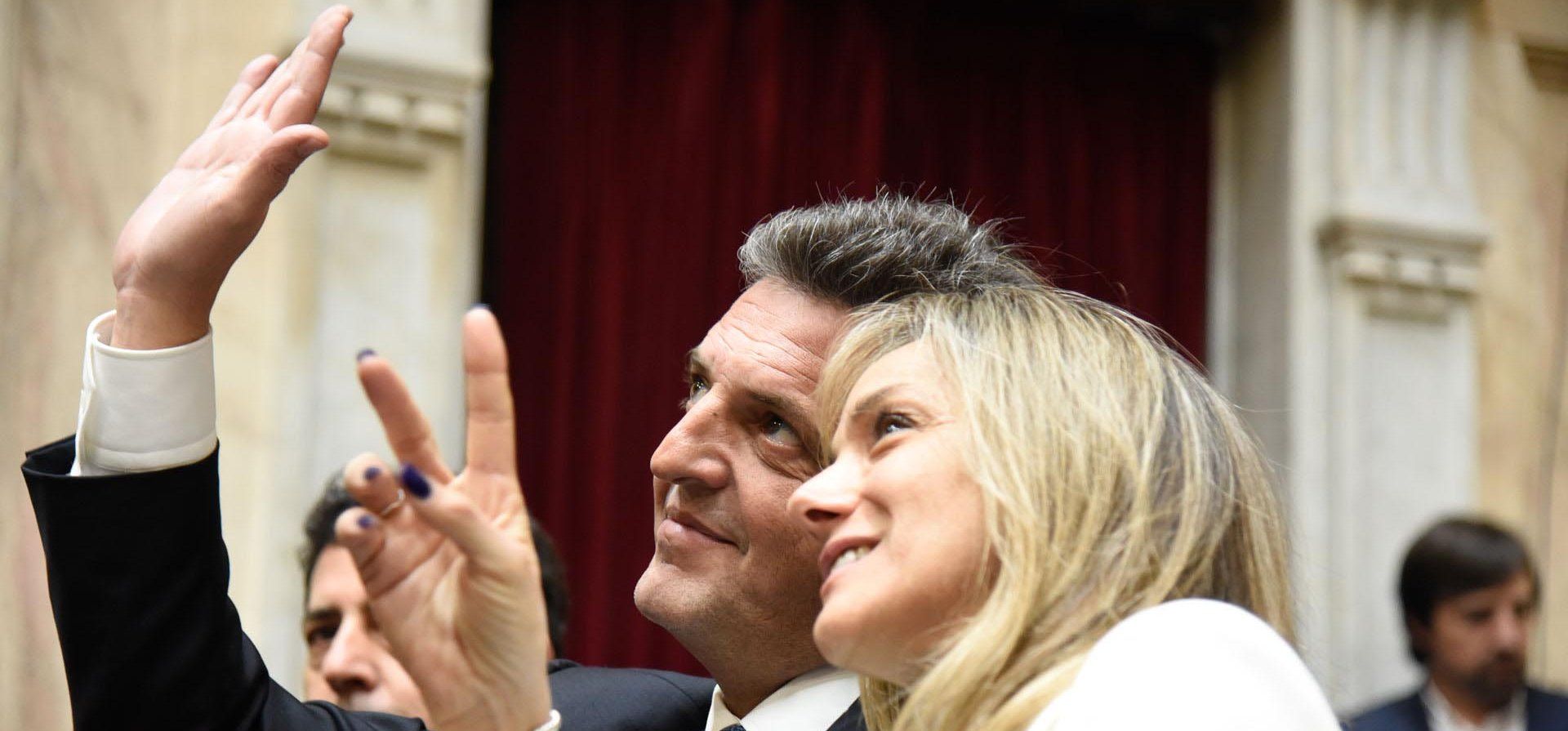 Massa entre estabilización, dólares, déficit y sueldos
