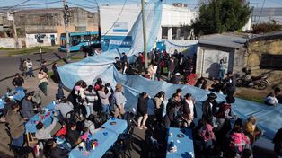 El evento Embanderar Ludueña invitó a los vecinos a apropiarse del barrio con un festejo del Día de la Bandera.