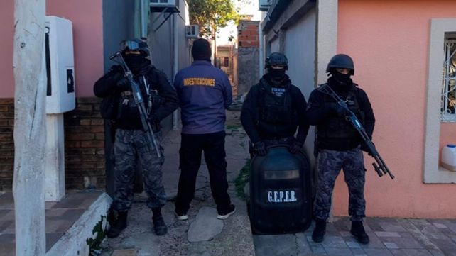 Detuvieron a 11 personas en allanamiento en el marco de una investigación por estafas en Paraná