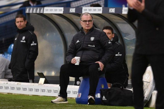 Bielsa conmocionó a los hinchas del Leeds por la respuesta a una carta de un joven seguidor