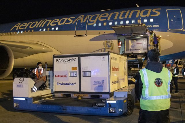 Llegaron otras 768 mil vacunas Sinopharm del gran contrato con China