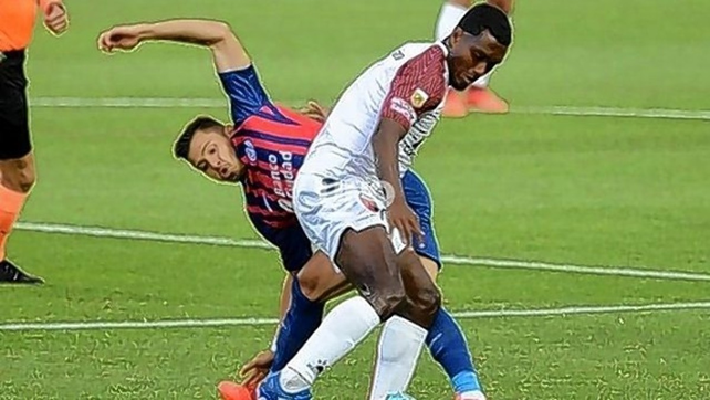 El volante de Colón que fue figura ante San Lorenzo tendría una opción de compra muy alta.