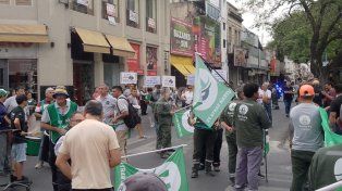 Medida de fuerza d los trabajadores municipales nucleados en Utram