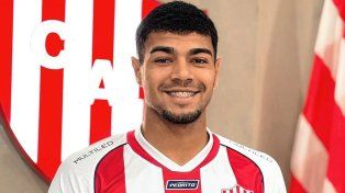 Unión presentó al zaguero uruguayo Maizon Rodríguez como incorporación