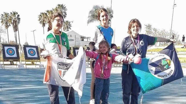 Clara Leeuw representarà a la provincia de Santa Fe en los Juegos Nacionales Evita.