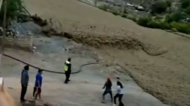 Un impresionante alud dividió en dos la localidad de Iruya.&nbsp;