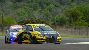 Turismo Nacional: festejo de Bigand por el Saturni Racing en Oberá