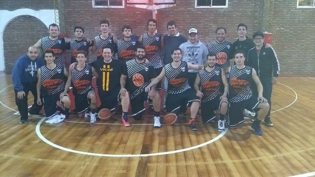 La fecha del Oficial comienza en Esperanza