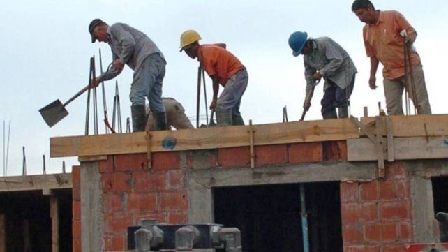 La informalidad laboral profundiza la pobreza en gran parte de la región