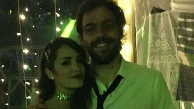 ¿Donde hubo fuego, cenizas quedan? Lali Espósito y Peter Lanzani, juntos en un casamiento