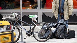 En Nueva York le regalan vuelos a los sin techo para que vayan a vivir a otro lado