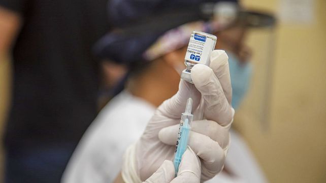 &nbsp;datos obtenidos por la vigilancia “demuestran que las vacunas utilizadas en la Argentina tienen un buen perfil de seguridad