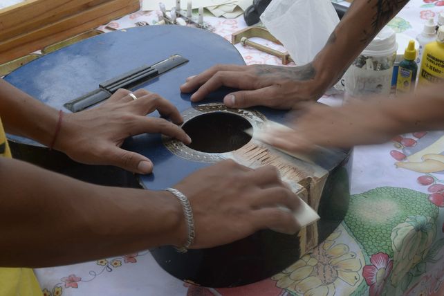 “Me gusta usar herramientas y ver cómo queda la guitarra al final”