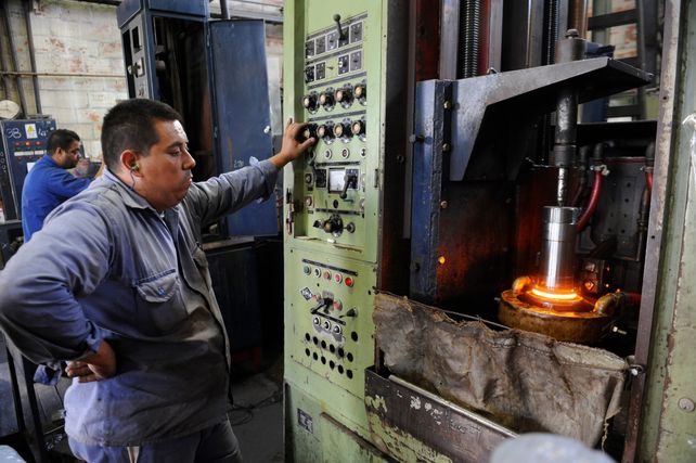 Algunas máquinas de las empresas metalúrgicas ya están funcionando a pleno.