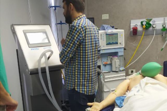 En Rosario preparan un prototipo de respirador para la Covid-19