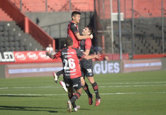 2021. Nicolás Castro convirtió en el 1 a 1 en el Coloso del Parque.