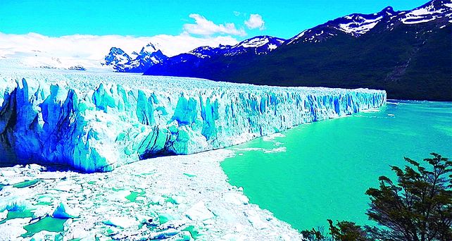 El glaciar patagónico es una de las atracciones principales de los viajeros que visitan el sur argentino.
