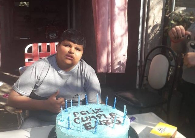 Enzo Moreno tenía 16 años. Fue acribillado en una plaza mientras jugaba a la pelota con amigos.&nbsp;