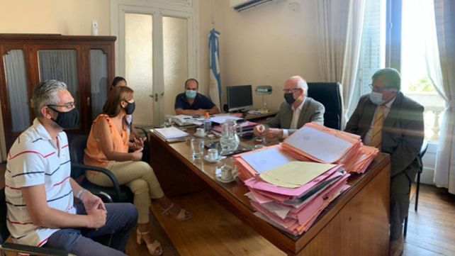 Daniela Qüesta y el nuevo secretario de Seguridad de la Provincia Jorge Bortolozzi