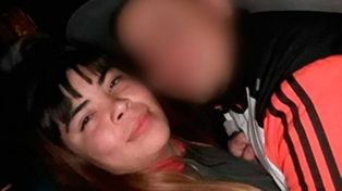 Su novio la roció con alcohol y la prendió fuego: está grave