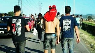 Cerca de 20.000 personas siguen varadas en Olavarría