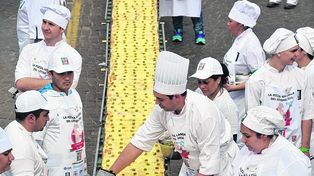 La pizza más larga de Buenos Aires: 500 metros
