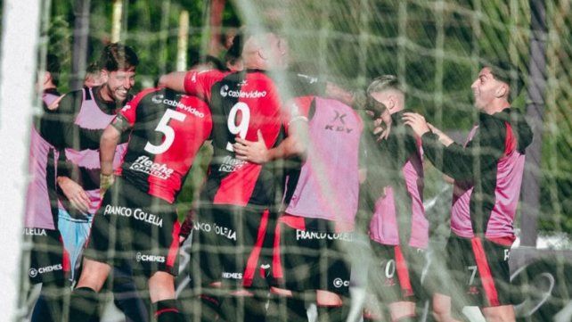 Colón se fortalece con triunfos y Delfino trabaja para encontrar el juego