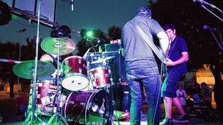 Merenderos de la ciudad precisan ayuda y habrá un festival solidario.