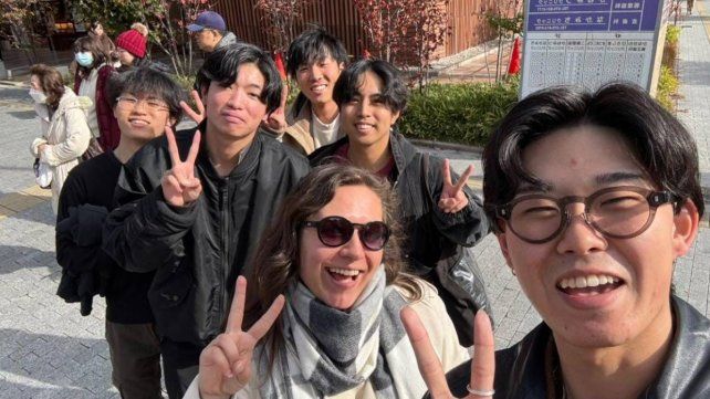 La santaelenense Ana Paula Fernández se recibió de profesora de Inglés y ama la cultura del animé. En julio de 2024 inició su nuevo camino en el exterior